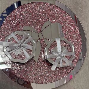 Pink Glitter Decorative Plate with Silver Accents coaster and round table middle